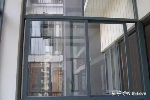 家里陽臺到底要不要封起來 不要等到入住后才后悔 看仔細(xì)了