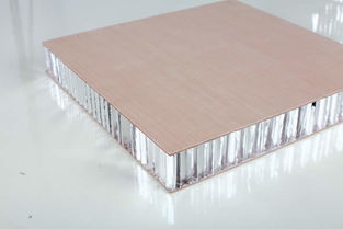鋁蜂窩板的特點有哪些